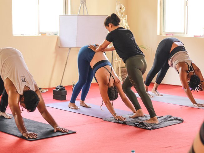 What to Expect From a Yoga Flow Retreat