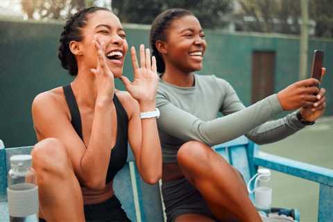 Aerial Arts Taught Me to Fly. Even With Multiple Sclerosis, I’m Still Hanging On.